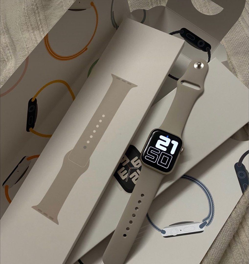 Apple watch se new arrivals carousell