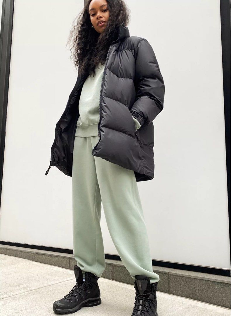 Aritzia black hotsell puffer jacket