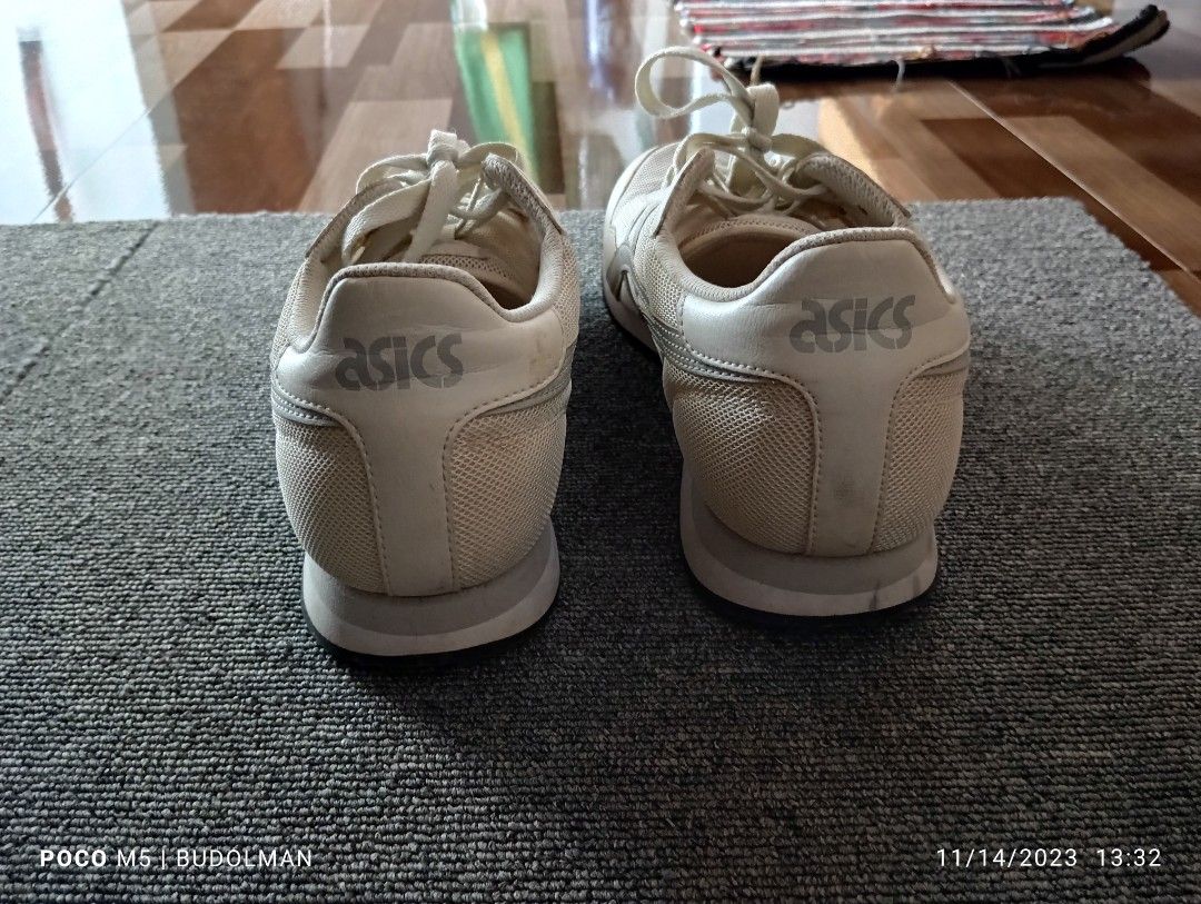 mens asic running shoes