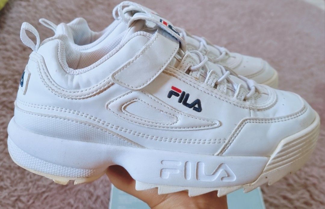 Fila shoes fake store