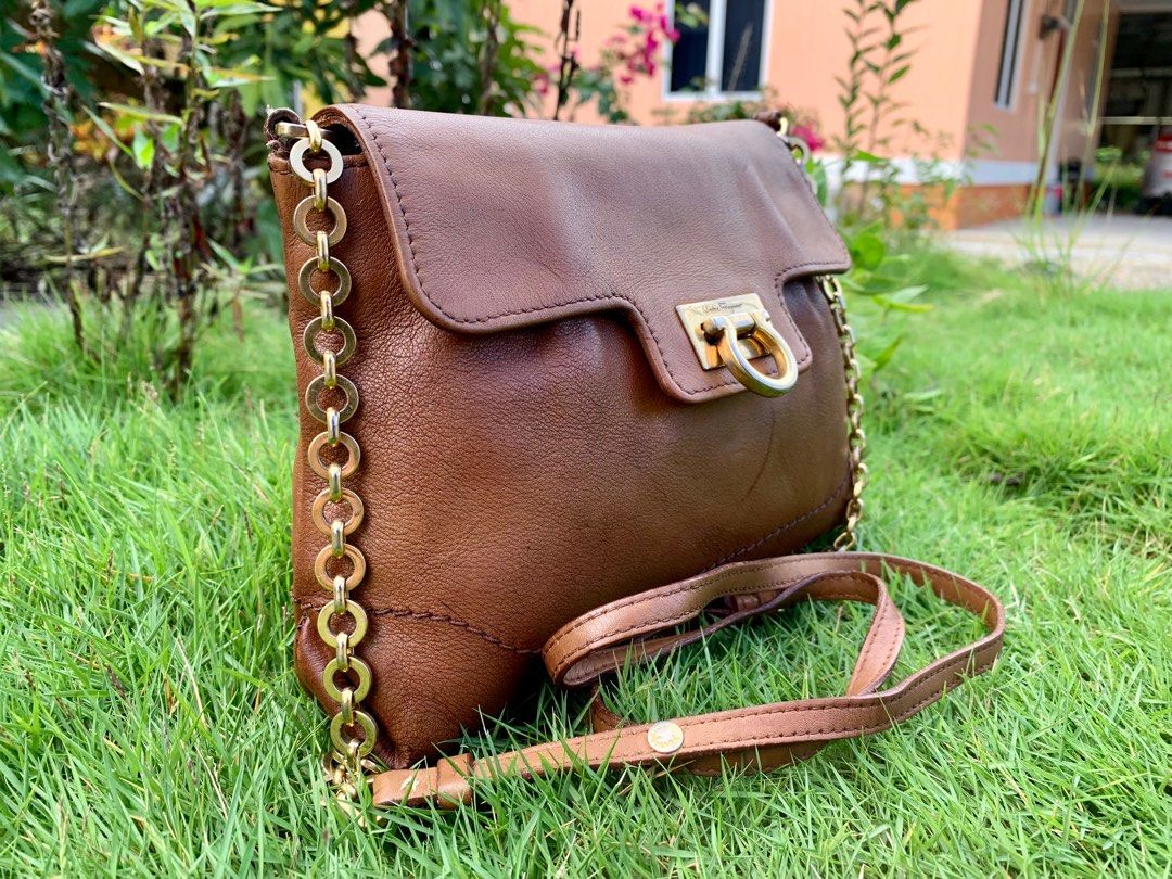 Authentic Salvatore Ferragamo Leather Gancini Amelie Shoulder Bag