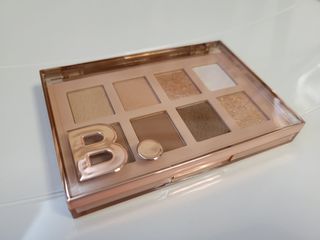 （分類：）位於 。 由 ka_11 提交（商品編號 1266214055，圖片 1）。簡介： 。