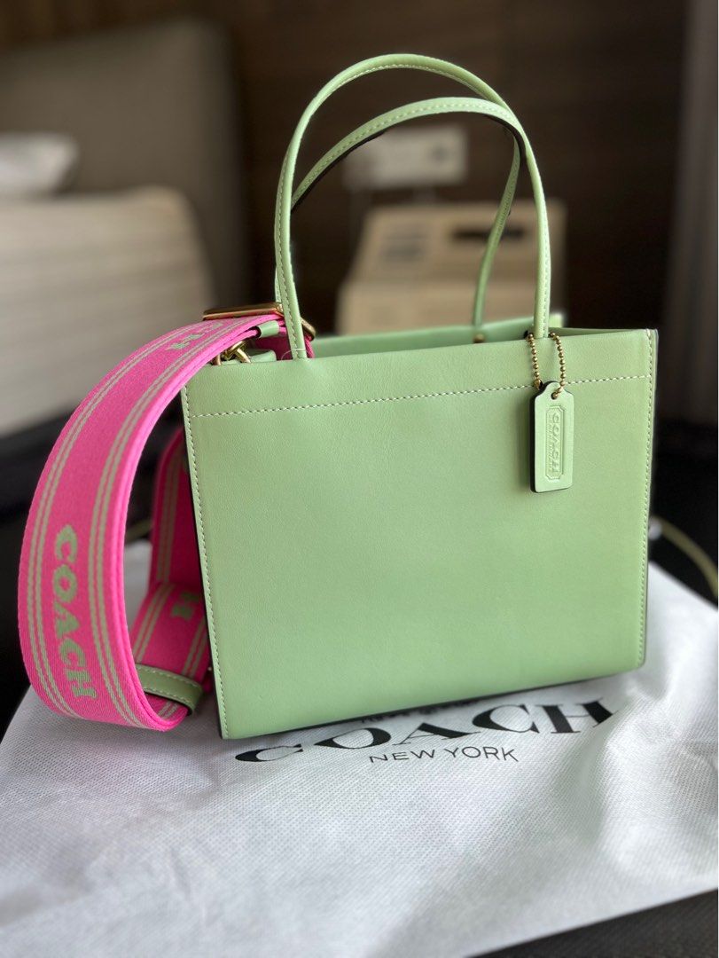 BN Authentic Coach Cashin Carry Tote