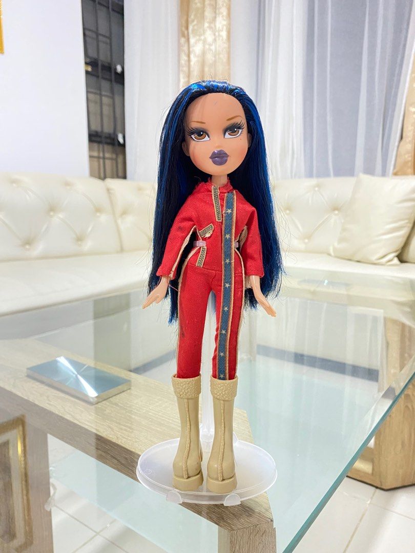 MGA Entertainment Bratz Dance Crewz Series 10 Inch Doll Playset - YASMIN  with…