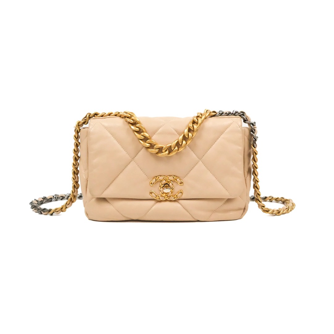 Chanel 19 sales beige medium