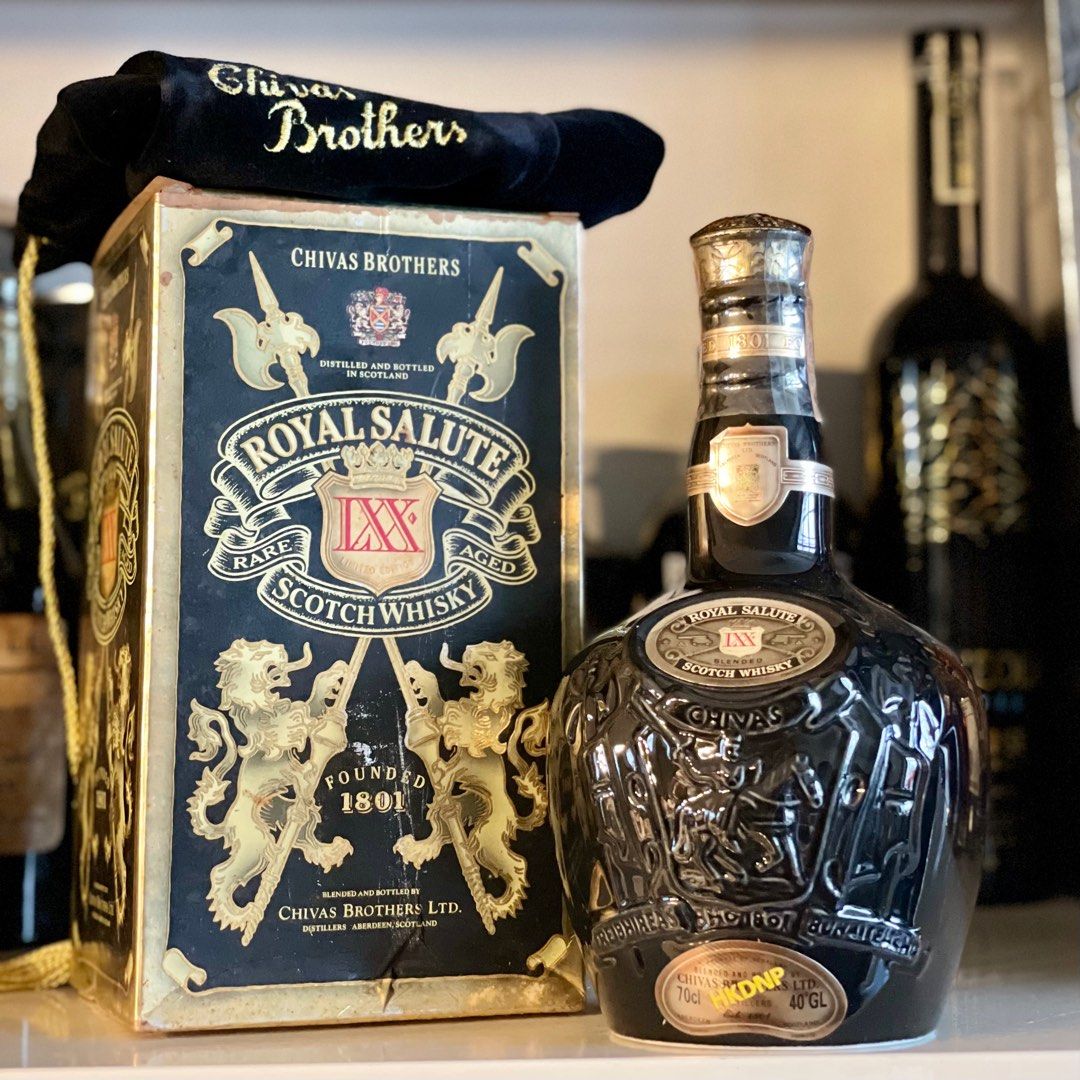 Chivas LXX 21 Royal Saluted Limited edition special black bottle w