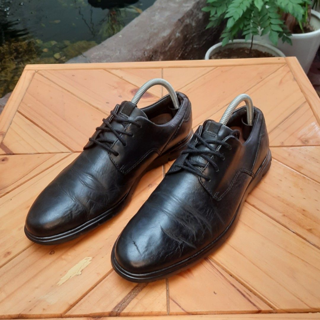 Clarks sales oxford shoes