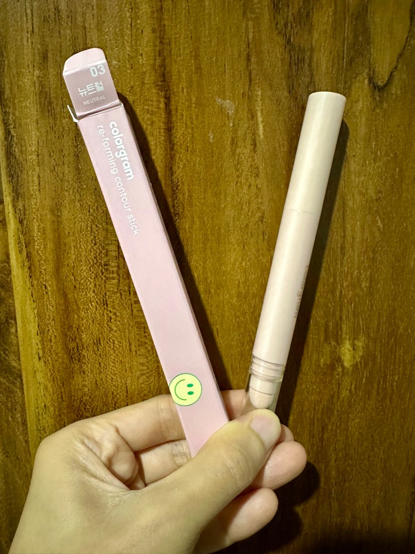 Contour Stick (Brand New), Kesehatan & Kecantikan, Rias Wajah di Carousell