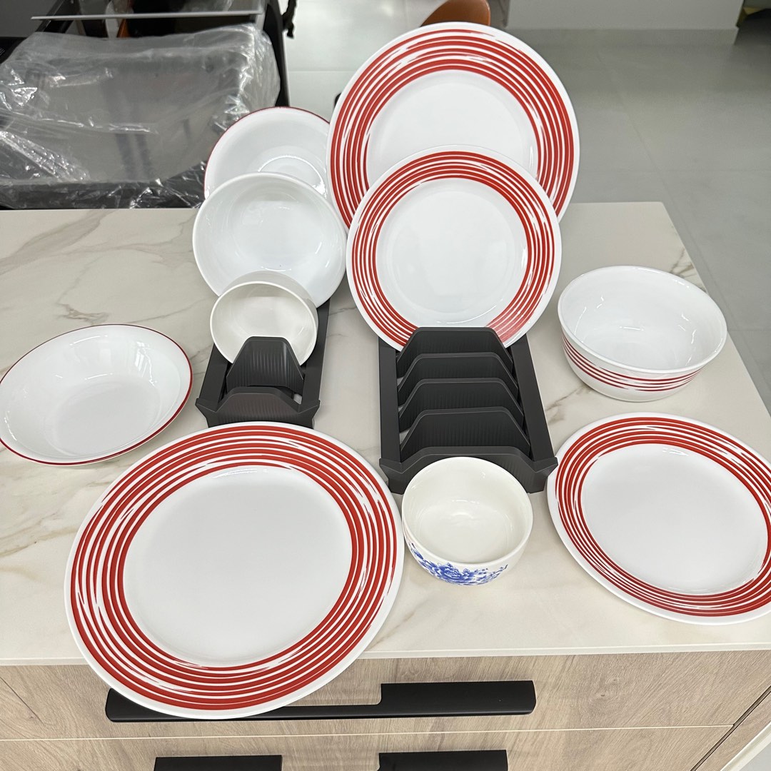 Corelle Dinner Set Plates and Bowls Ruby Red Circles, Furniture & Home