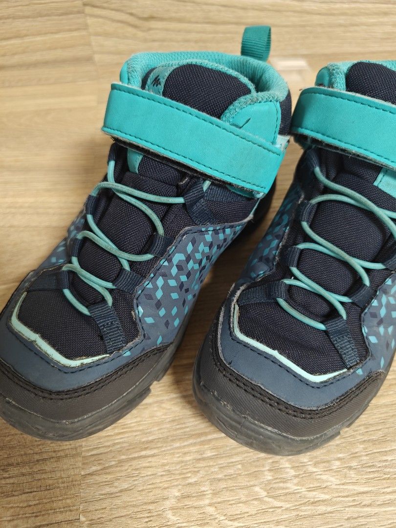 Decathlon kids outlet hiking boots