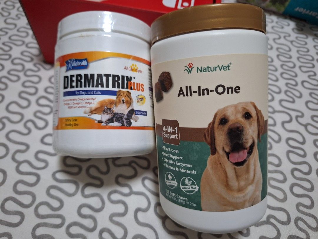 Dermatrix Plus powder Naturvet All in One soft chews supplement