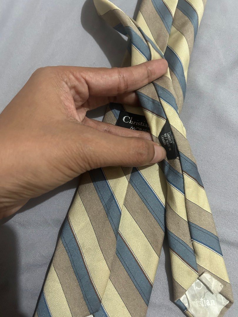 Dior Necktie (Category: Ties) located in Manaoag. Submitted by fortheloveofbagsph (Listing ID 1266216955, Image 3). Description: authentic Dior necktie.