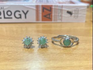 Emerald earrings and ring  set w/certificate