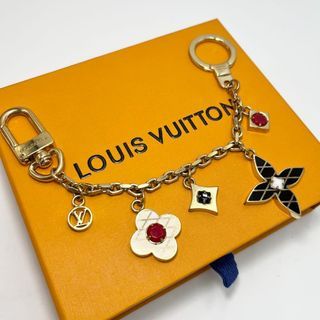 Auth Louis Vuitton Charm Bracelet Triple Chain Monogram Flower Kadena Gold