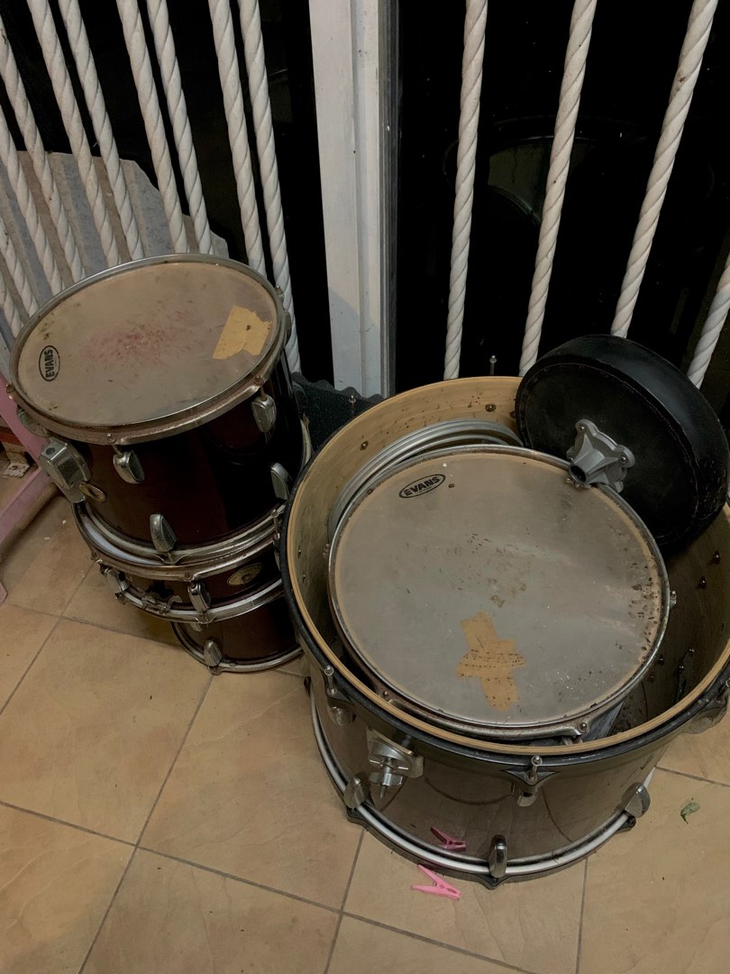 Floor Toms, Snare Drum, Bass Drum, Skins & Chair, Hobbies & Toys, Music