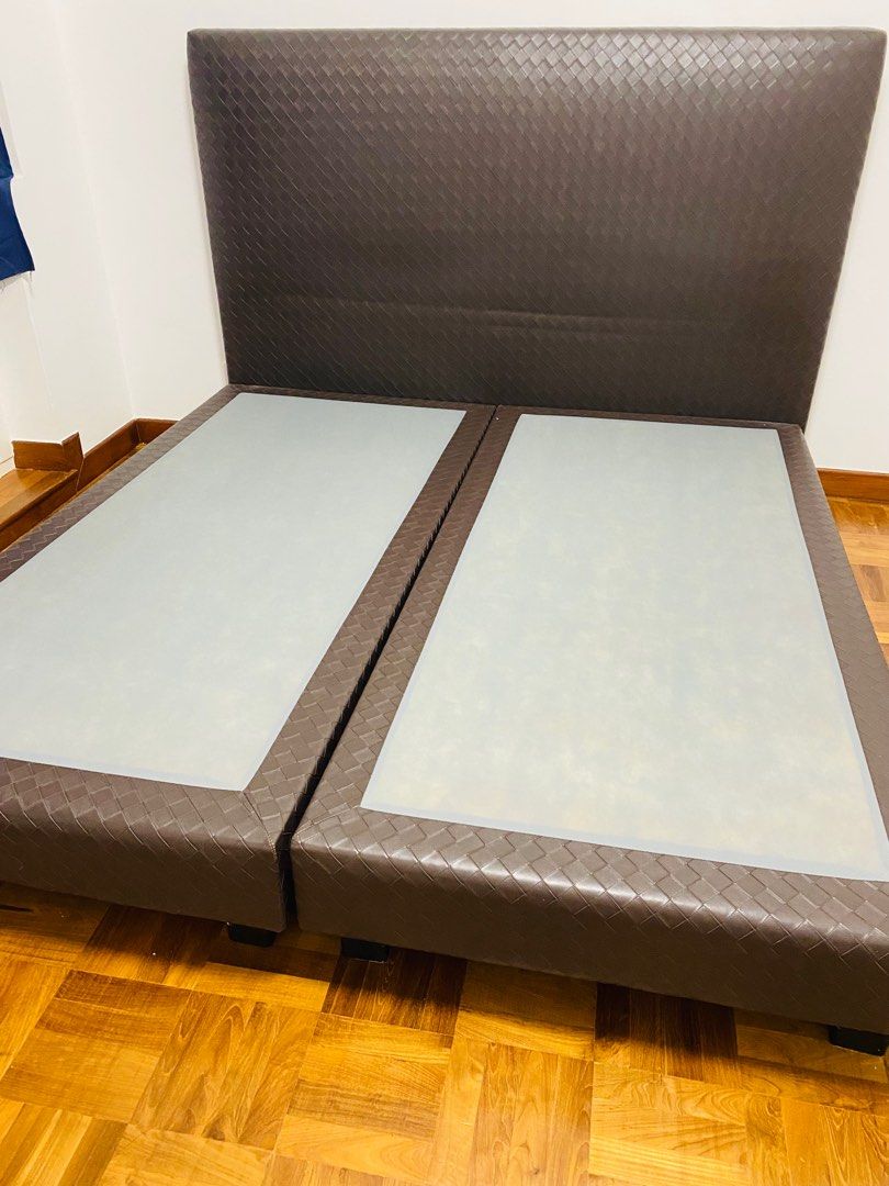 Free Serta King Size Bed frame to bless ! Collect by today 17 Nov 5pm