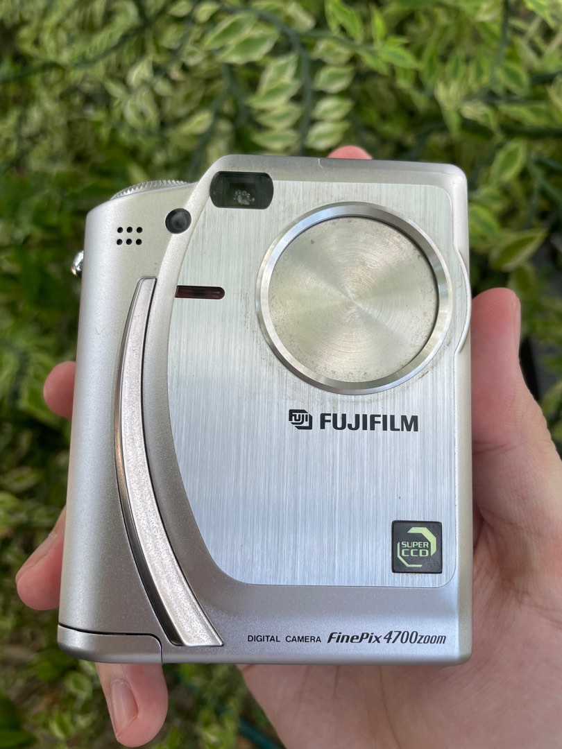 Fujifilm Finepix 4700 Zoom CCD Digital Camera, Photography, Cameras on