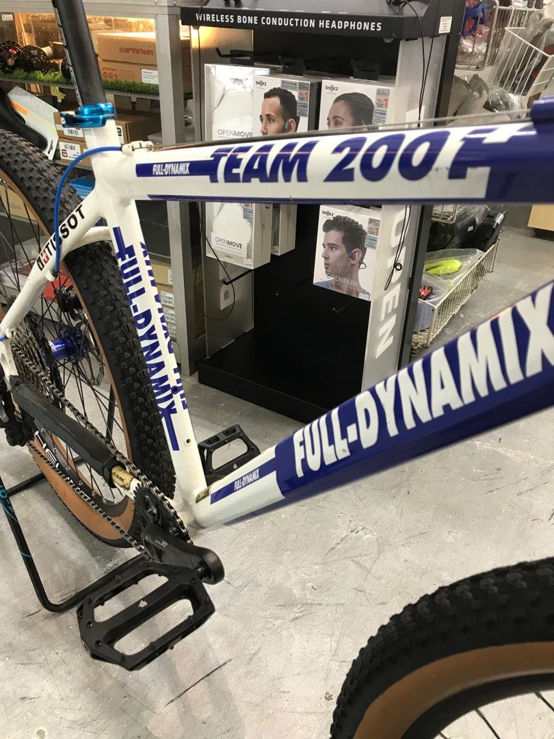 FULL DYNAMIX 2001 SPECIAL EDITION