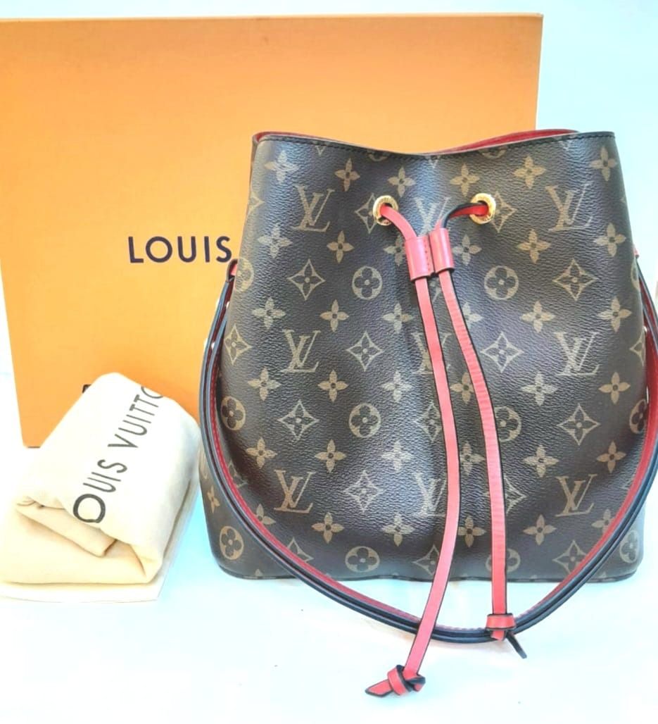 Full set! Excellent condition LV neo noe monogram red leather