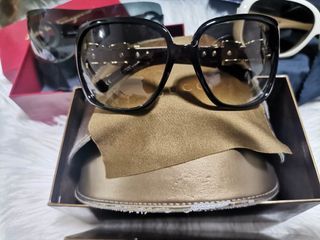 Gucci Sunglasses complete
