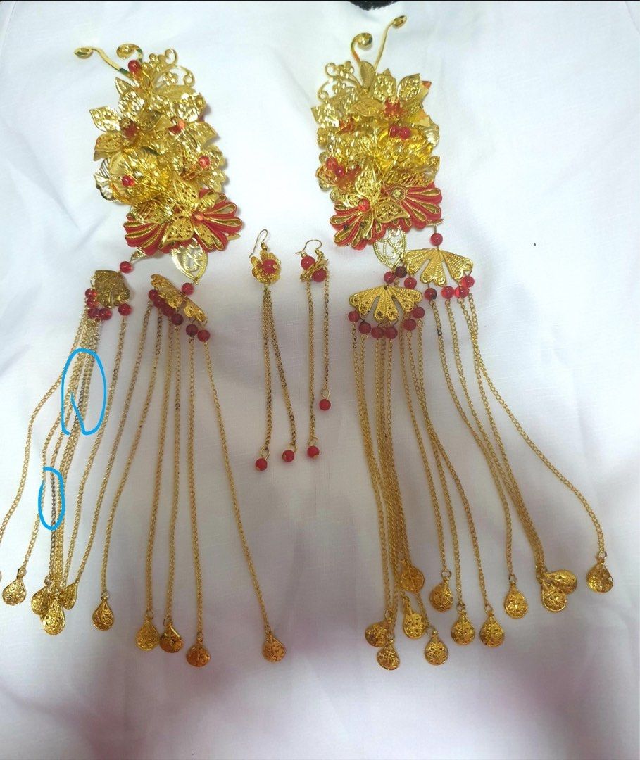 Free earrings top