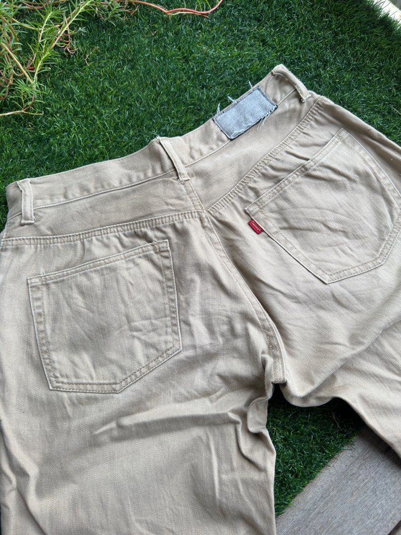 Hanes Beige Pants, Men's Fashion, Bottoms, Trousers on Carousell