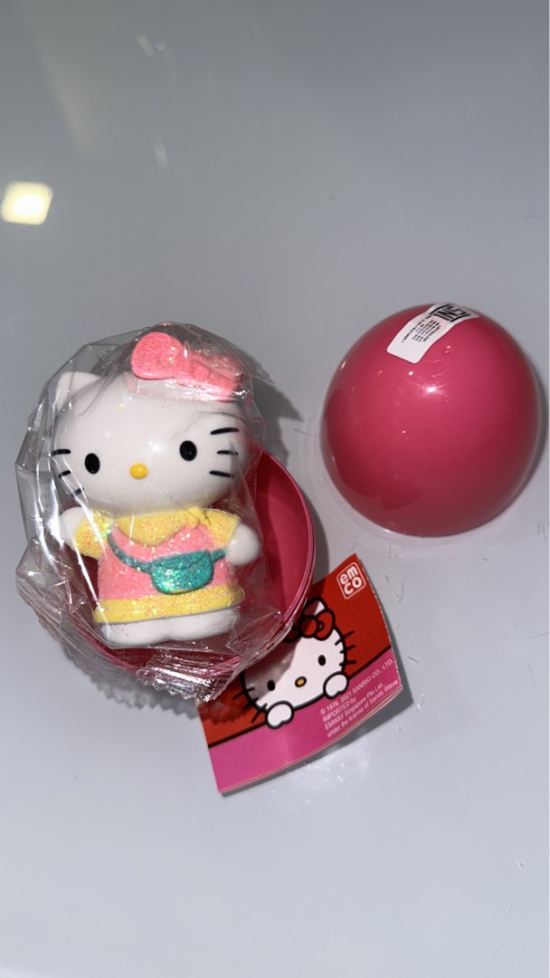 Hello kitty cheap egg playset