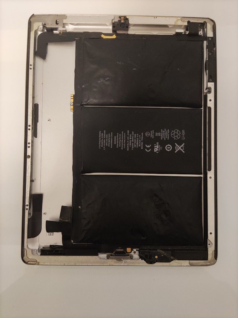 iPad 4代背殼 （分類：平板電腦 - iPad）位於 Hong Kong。 由 andylam8383 提交（商品編號 1266101015，圖片 2）。簡介： 。