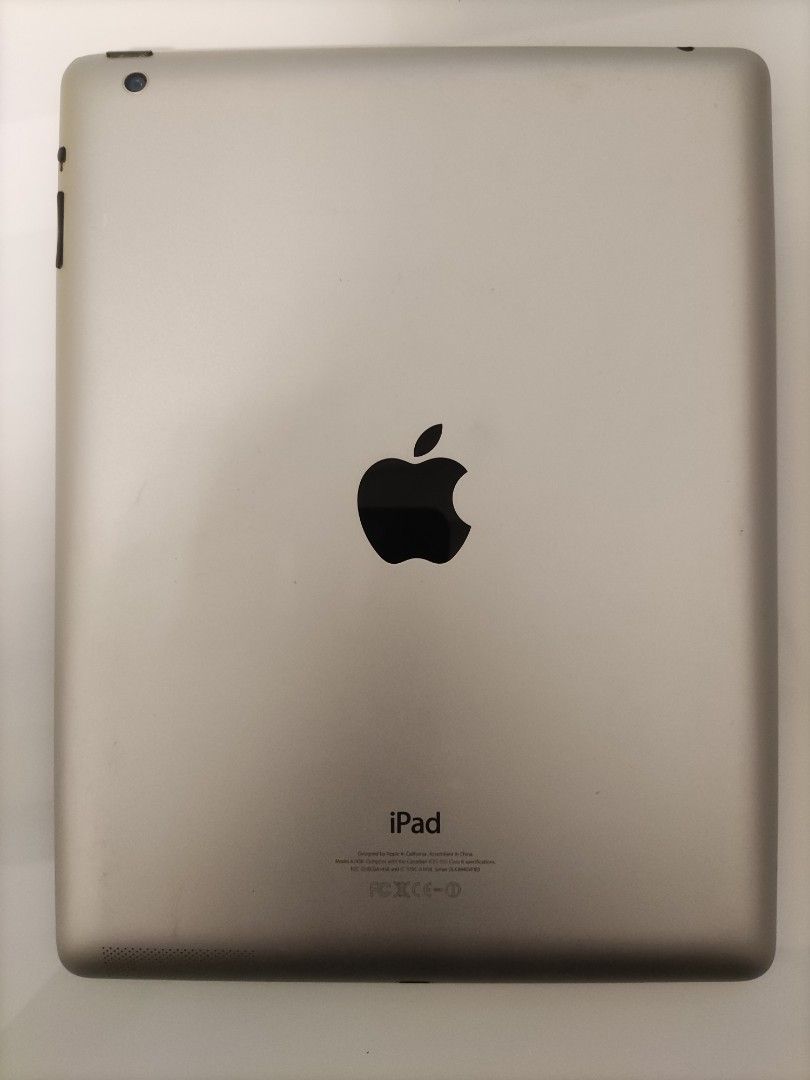 iPad 4代背殼 （分類：平板電腦 - iPad）位於 Hong Kong。 由 andylam8383 提交（商品編號 1266101015，圖片 1）。簡介： 。