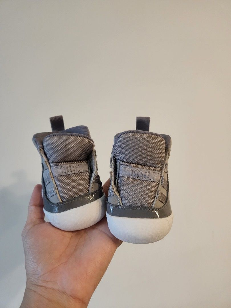 Jordan Kids baby size 2 C original got it from Australia. Unisex free delivery within Sengkang Punggol