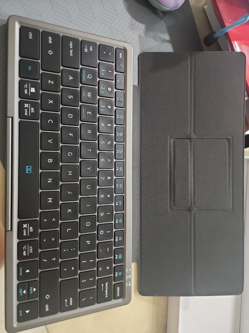 KF8700 BT keyboard with rotatable keyboard, Computers & Tech, Parts ...