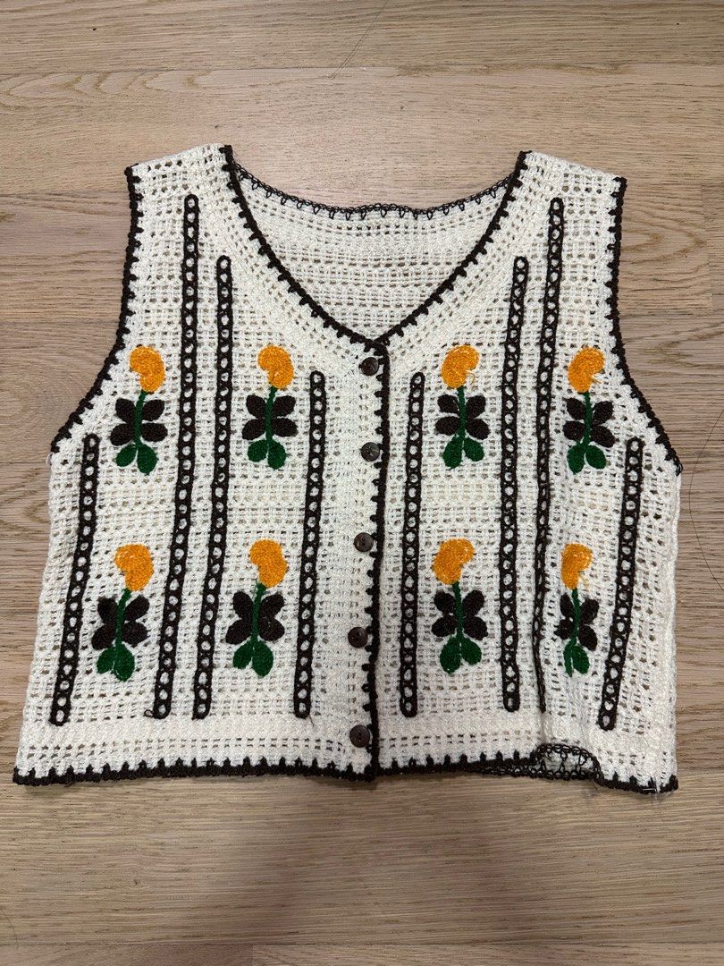 Knitted Korean Vest, Women's Fashion, Tops, Other Tops on Carousell