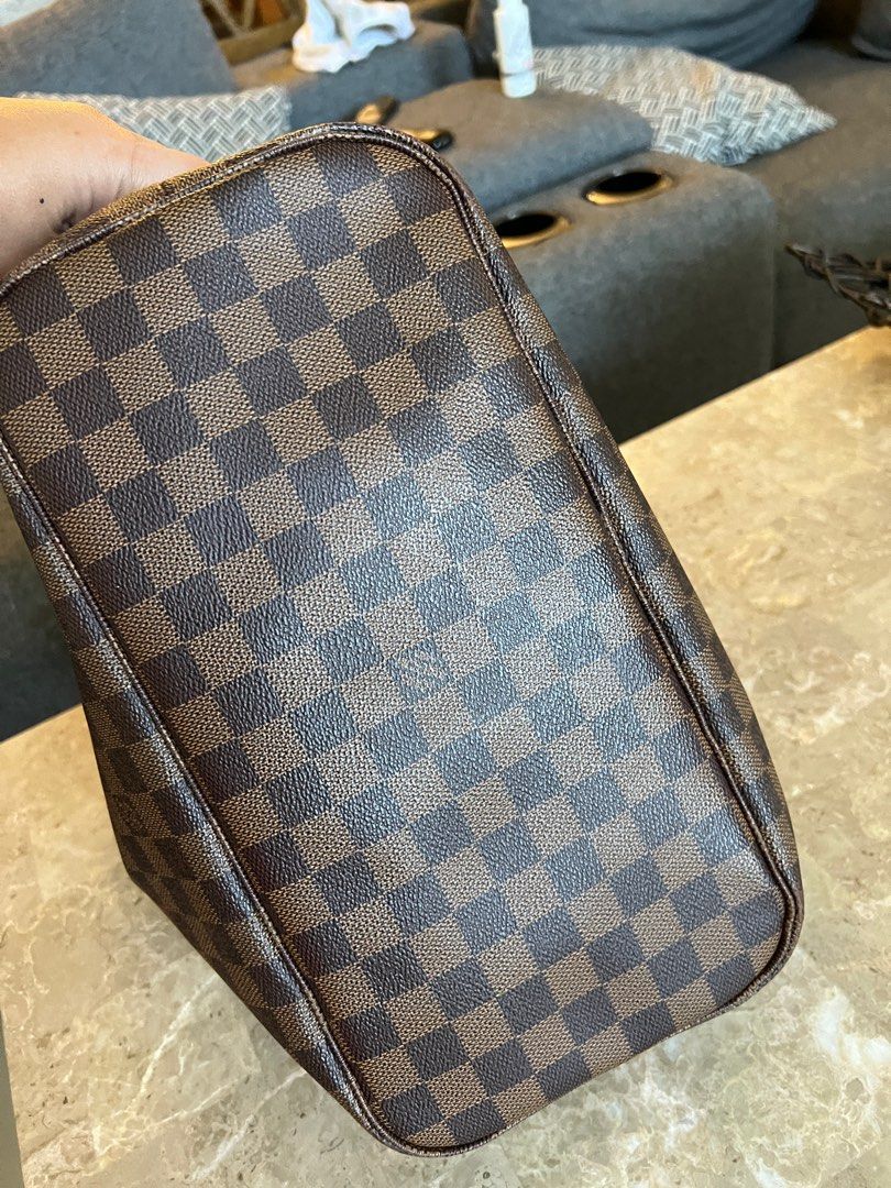 Louis Vuitton Damier Ebene Neverfull Pouch Wristlet