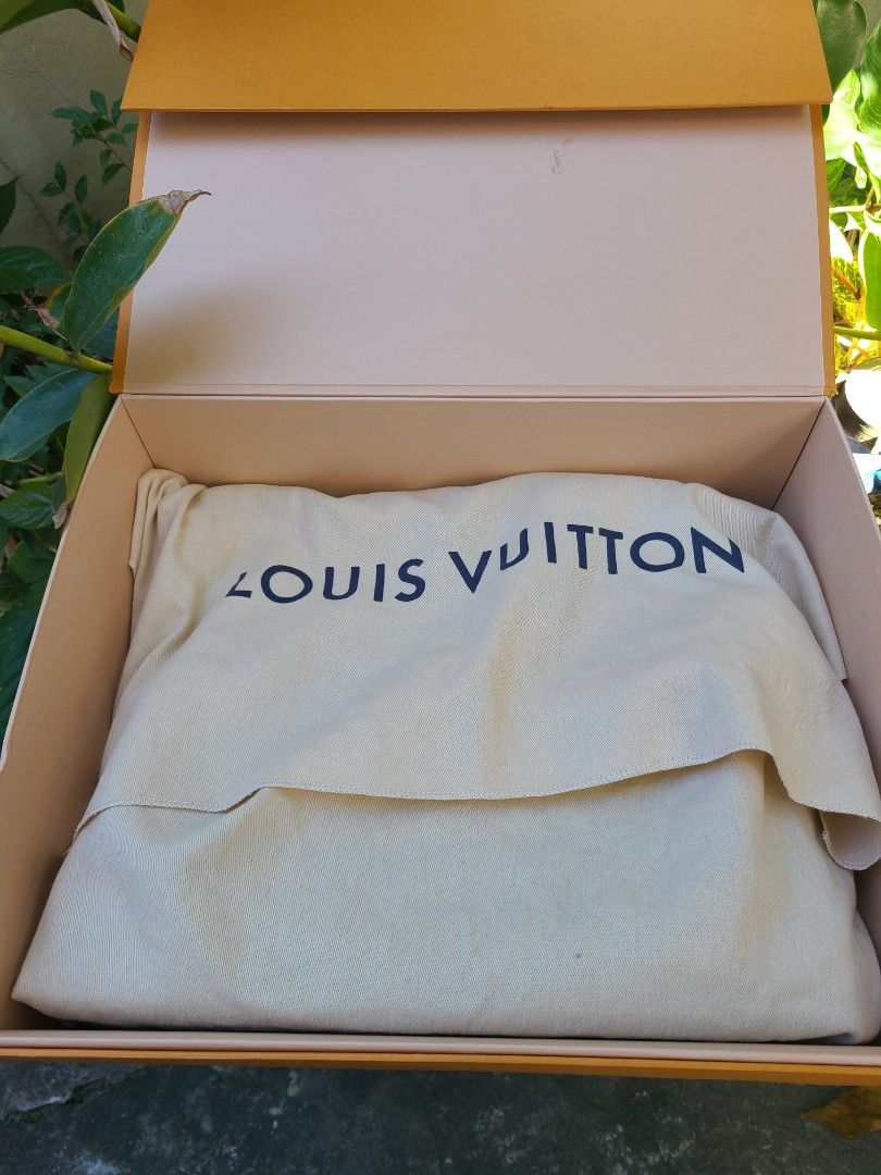 Louis Vuitton Delightful (Category: Luxury Bags & Wallets) located in Mabalacat. Submitted by chelsea_manalang42 (Listing ID 1266099483, Image 3). Description: preloved.