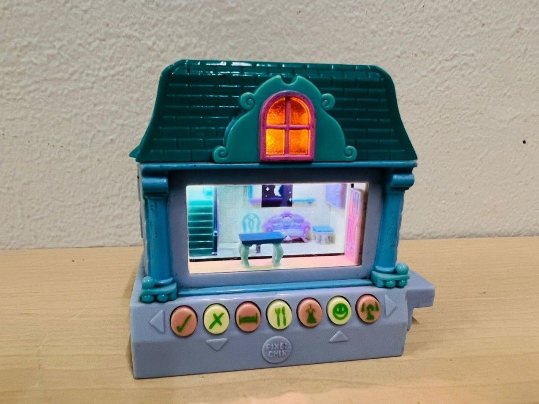 Tamagotchi best sale house girl
