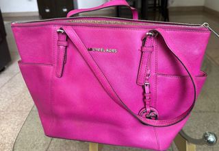 (Category: ) located in . Submitted by purnima1412 (Listing ID 1266189824, Image 1). Description: .