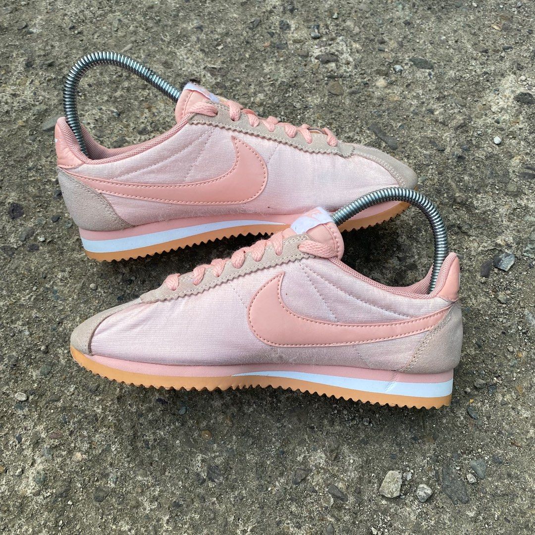 Raisa nike cortez outlet