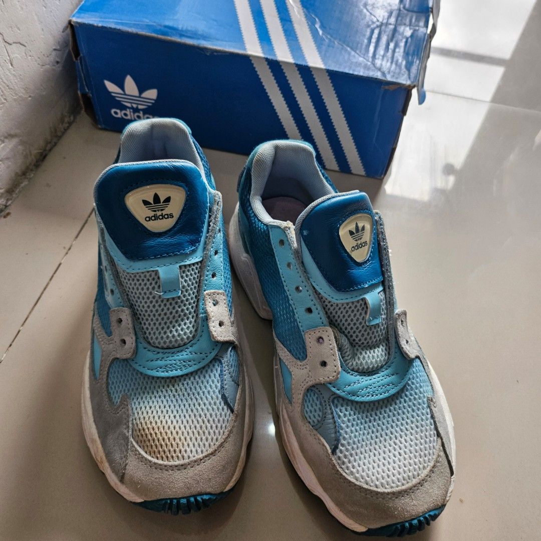 Adidas falcon cheap size 6