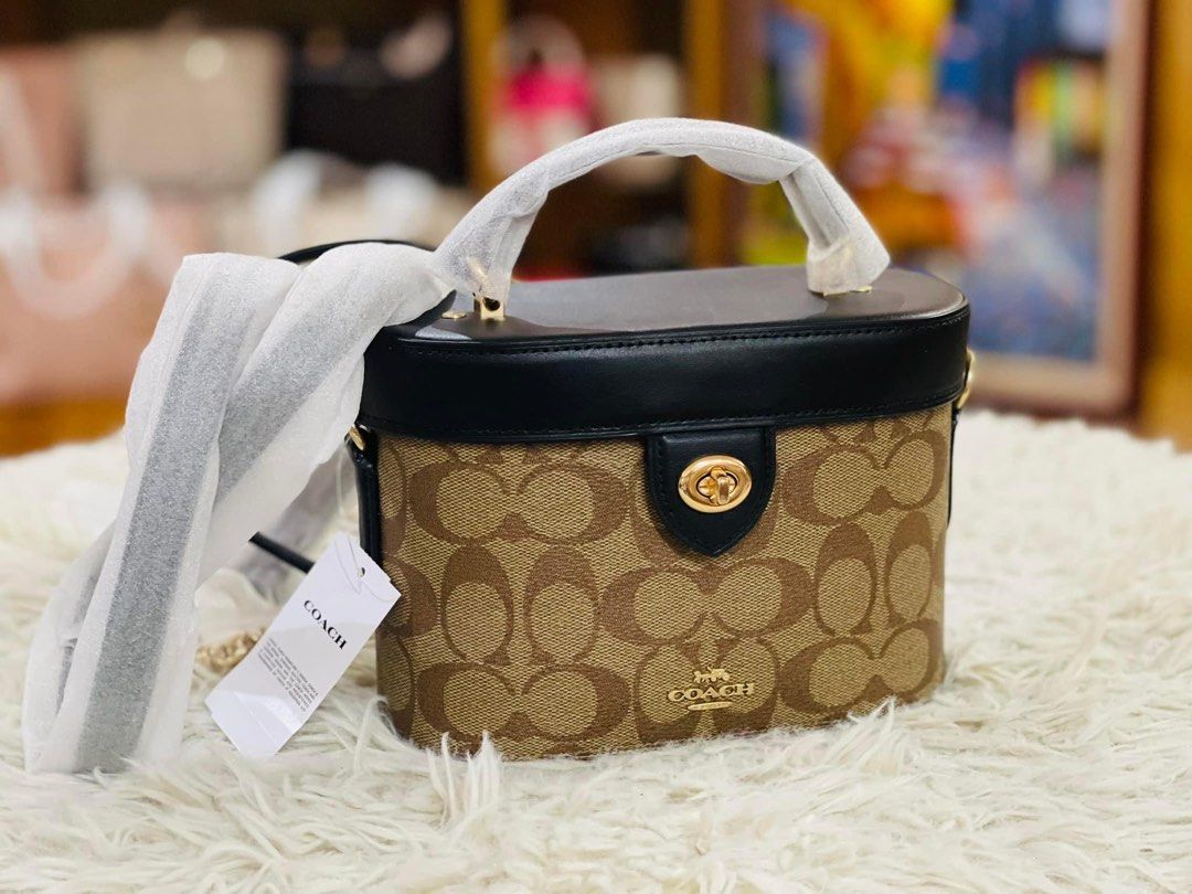 Kay shop crossbody coach