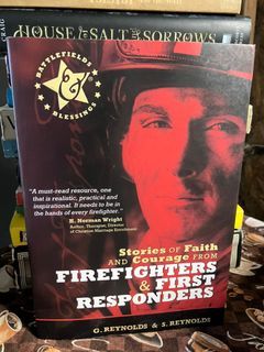 PAPERBACK Firefighters Medic First Responders Stories Faith Courage Devotional Christian Book 2010