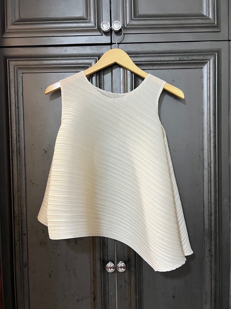 Pleats Please Sleeveless Crinkled Top main image 0