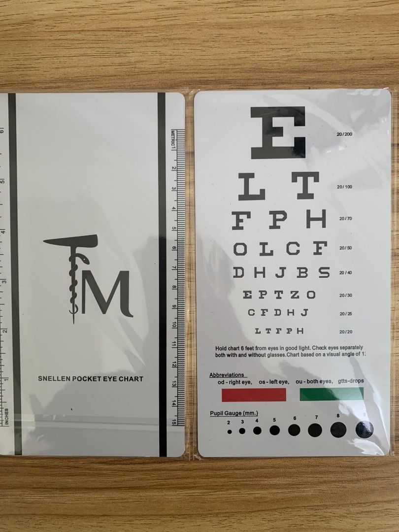 Pocket Snellen Chart (Brand new), Health & Nutrition, Medical Supplies