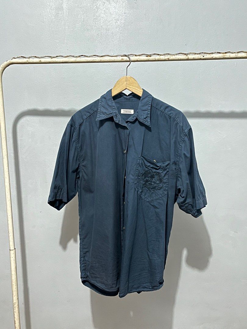 Polo Shirt (Category: Tshirts & Polo Shirts ) located in Quezon City. Submitted by chris.secondhand (Listing ID 1266233601, Image 1). Description: LARGE 23x29 good fit for people who wear medium for boxyfit.