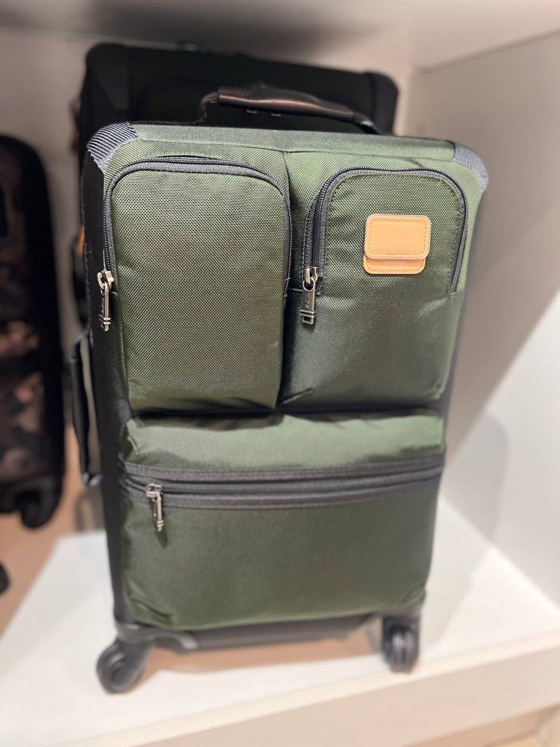 Tumi outlet briley international