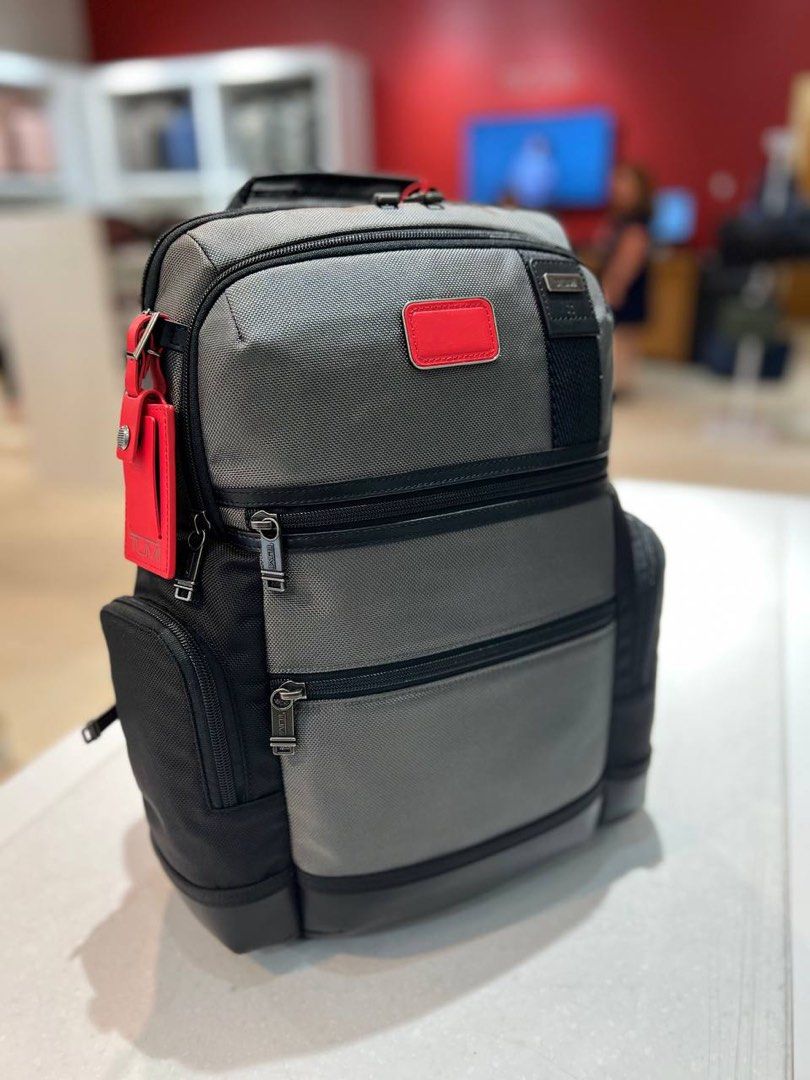 Tumi parrish deals backpack review