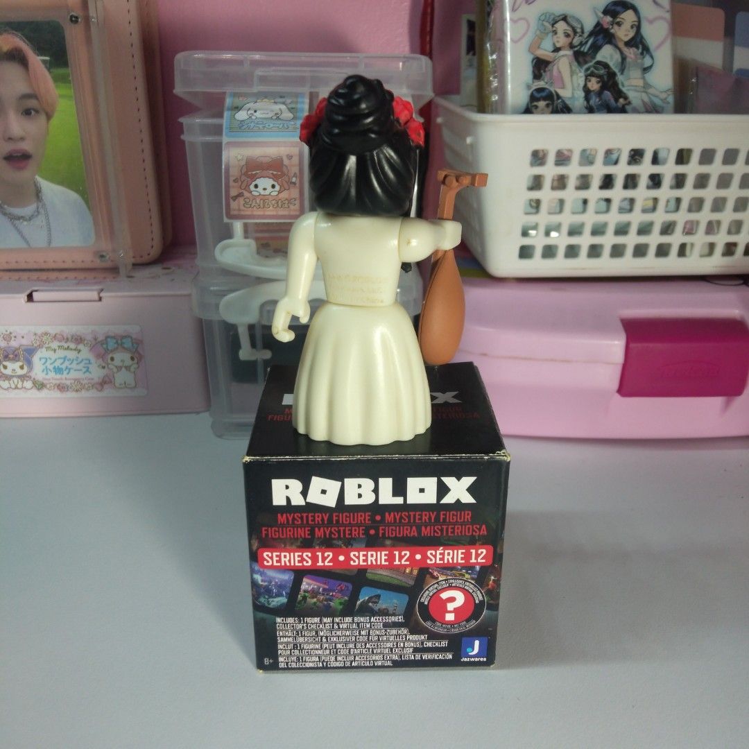 NEW For 2023 ROBLOX Series 12 Action Figure Mystery Blind Figure