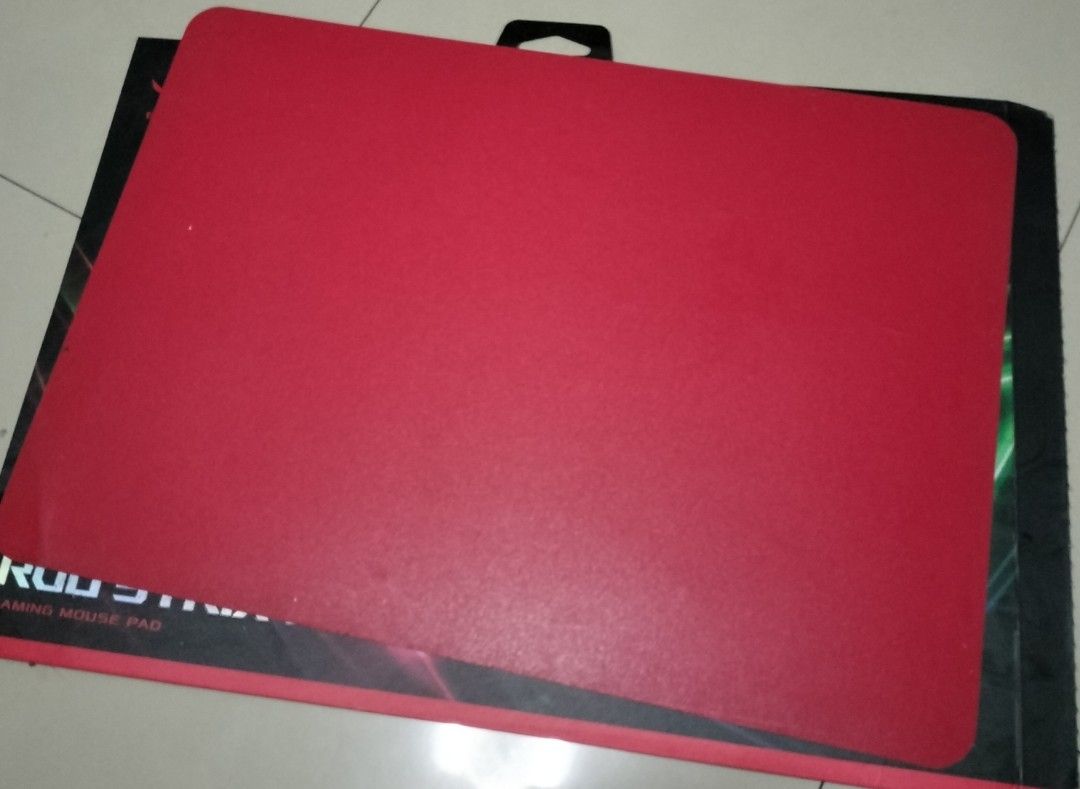 ROG STRIX SLICE MOUSEPAD (Category: Mouse & Mousepads) located in Caloocan City. Submitted by MovesLikeJeager (Listing ID 1266247966, Image 2). Description: selling ROG Strix slice mousepad(authentic) May onting issue(see pic) Comes with a free official ROG sticker pm if interested.