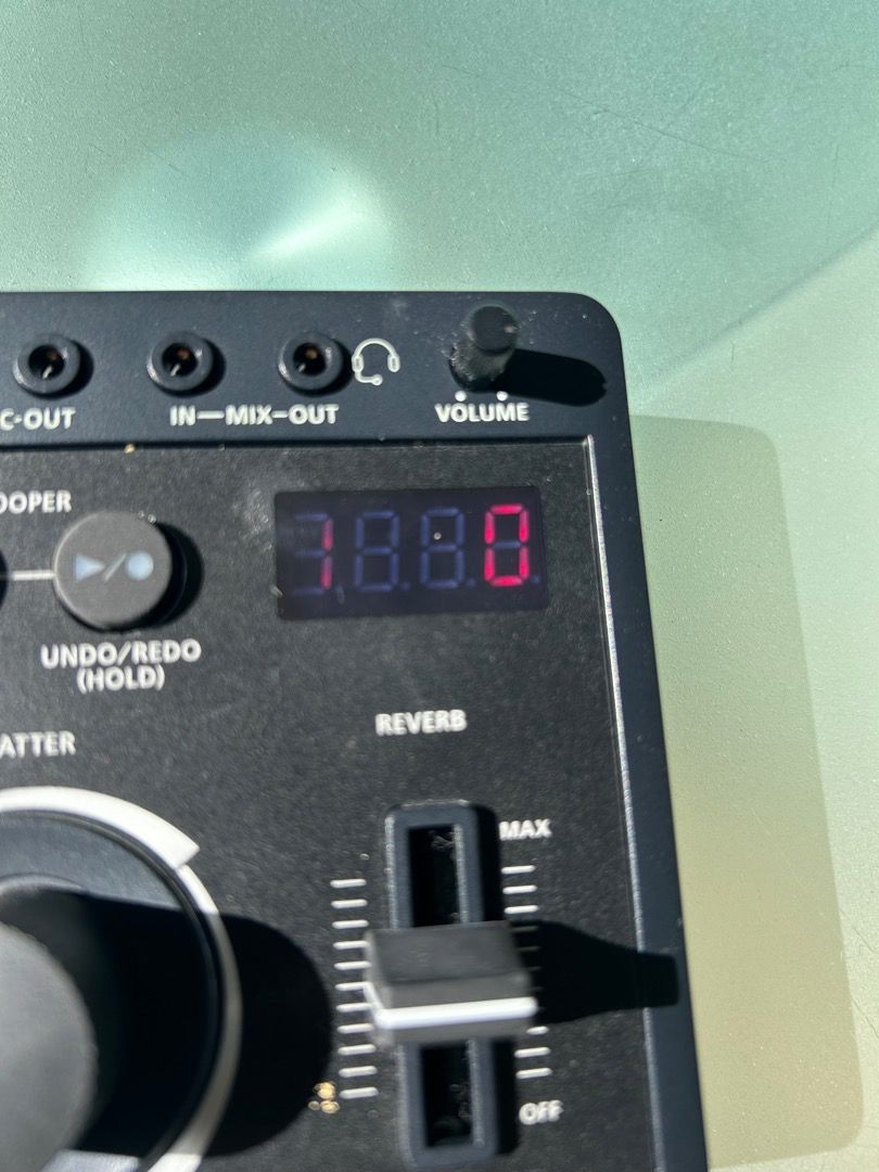 Roland E4, E-4 Voice Tweaker, 興趣及遊戲, 音樂、樂器& 配件, 樂器