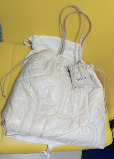 （分類：）位於 。 由 YsL701 提交（商品編號 1266085477，圖片 1）。簡介： 。