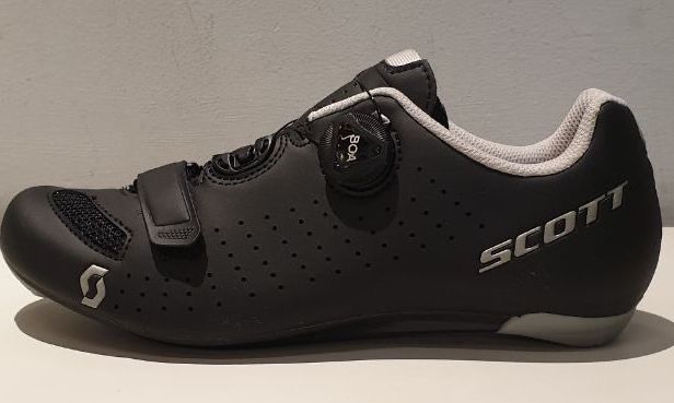 Cycling shoes clearance scott